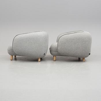 FÅTÖLJER, ett par, "Basset", Boris Berlin och Aleksej Iskos för Versus, 2010-tal.