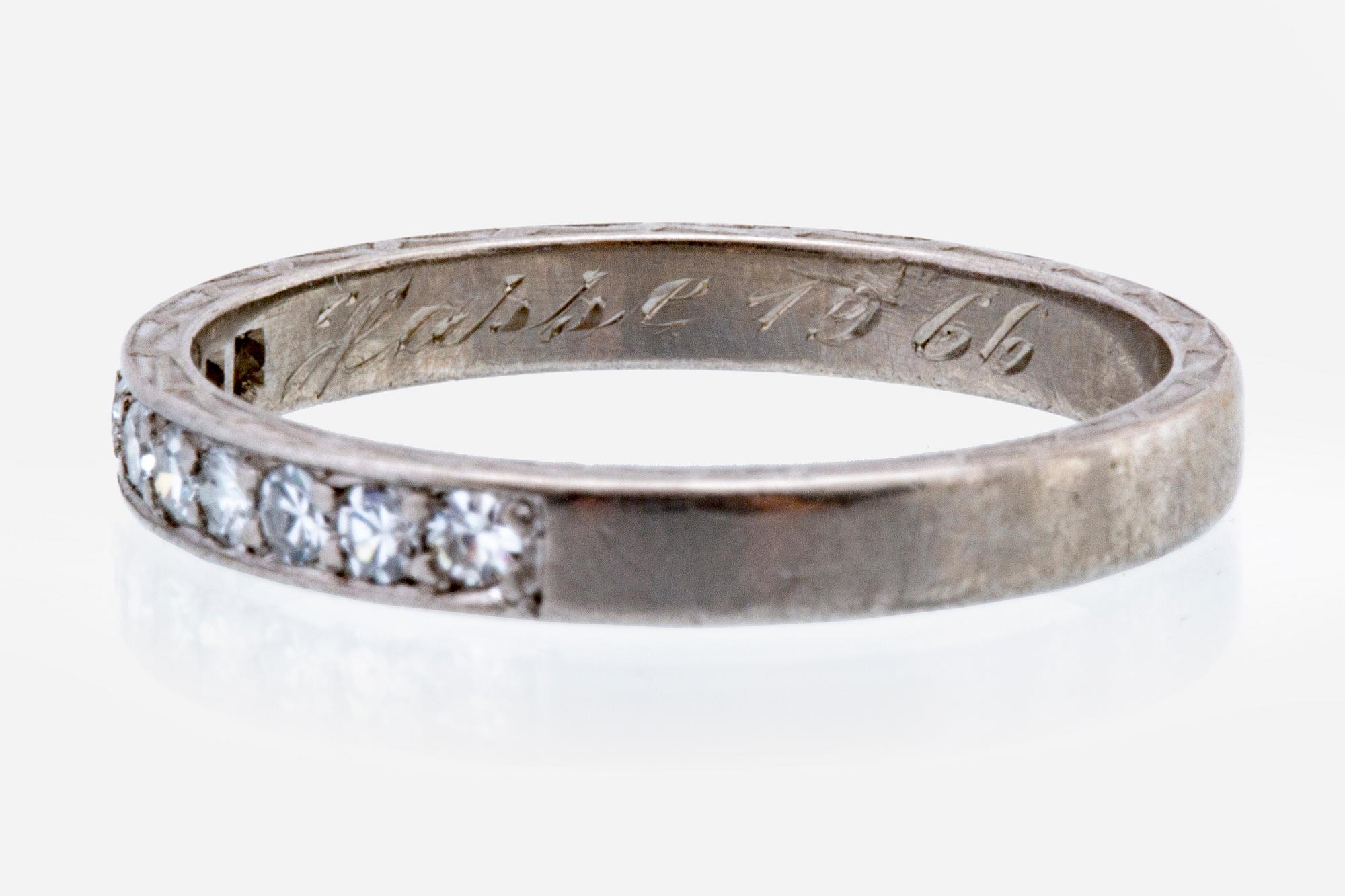 Eternity band 18K whitegold with 10 single-cut diamonds 0,25 ct inscribed, Örns Juvelatelje Gothenburg 1964.