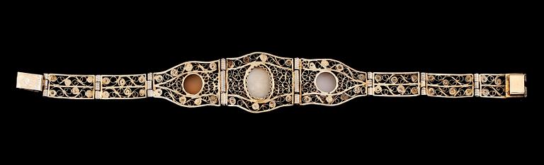 ARMBAND, förgyllt silver, tidigt 1900-tal.