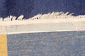 A rug by Ingrid Dessau for Kinnasand, second half of the 20th century, 240 x 170 cm.