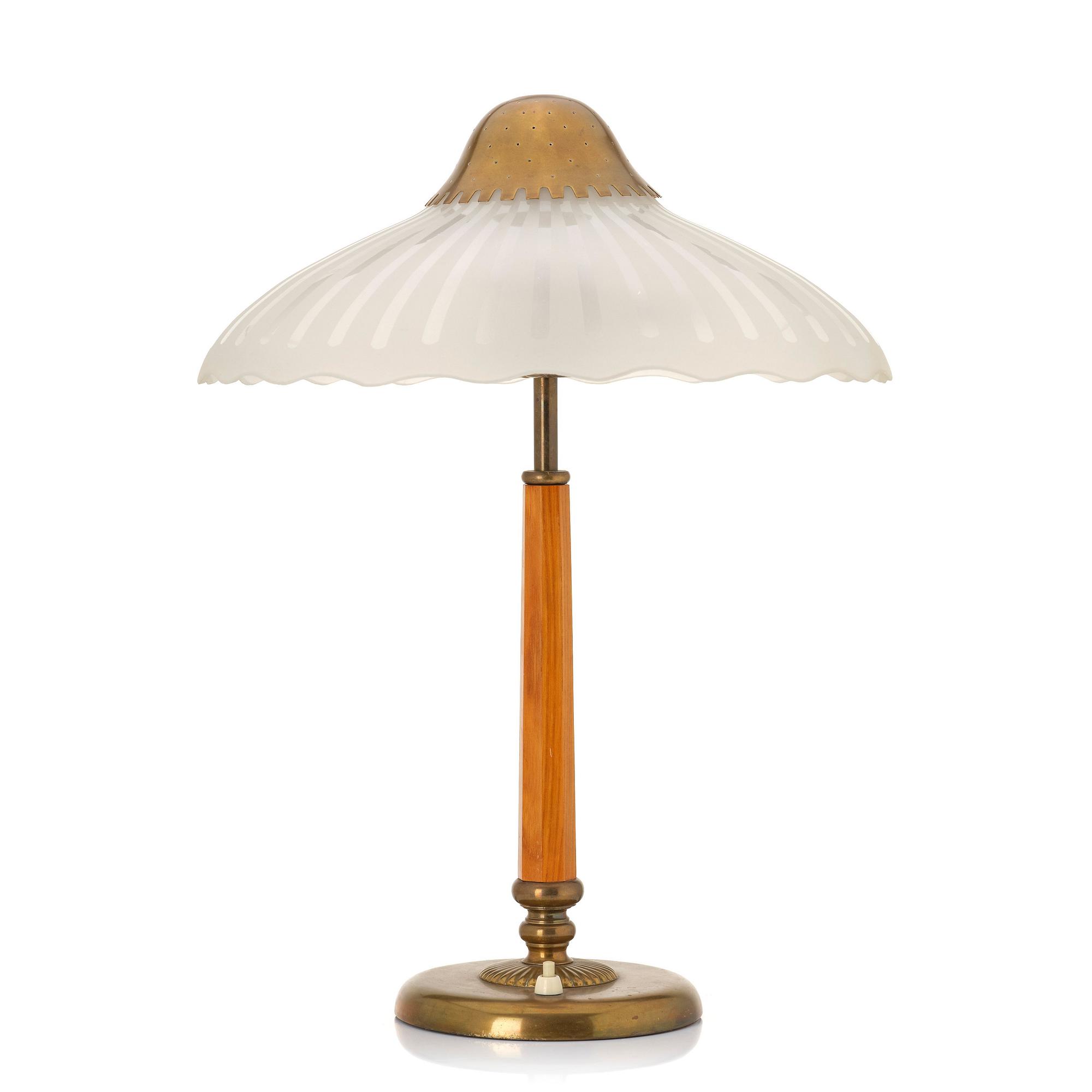 Harald Notini, a table lamp, model '15462', Arvid Böhlmarks Lampfabrik, Sweden, 1940s.