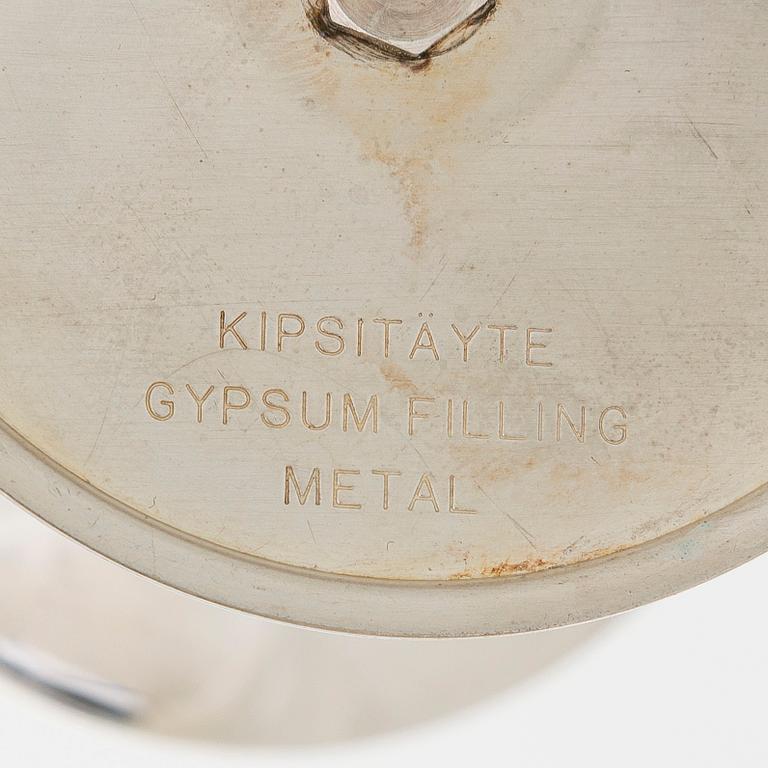 Tapio Wirkkala, kynttilänjalkoja, 3 kpl, "Trumpetti", Kultakeskus Hämeenlinna 1984-1988.