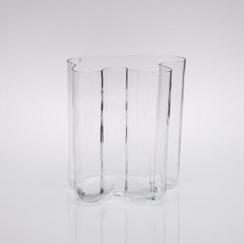 VAS, glas, märkt i botten Alvar Aalto 47/1983.