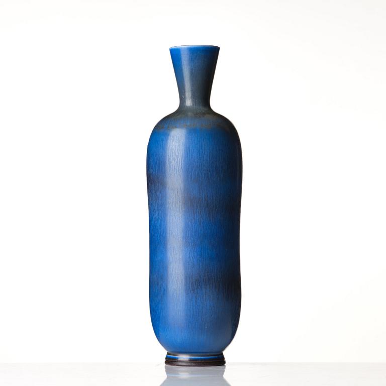 Berndt Friberg, a blue glazed "rabbits fur" stoneware vase, Gustavsberg studio, Sweden 1961.