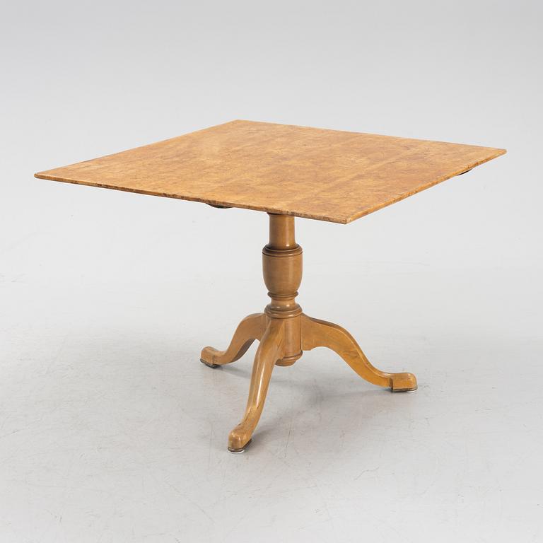 A Swedish root veneered tilt top table, end of the 18th Century.