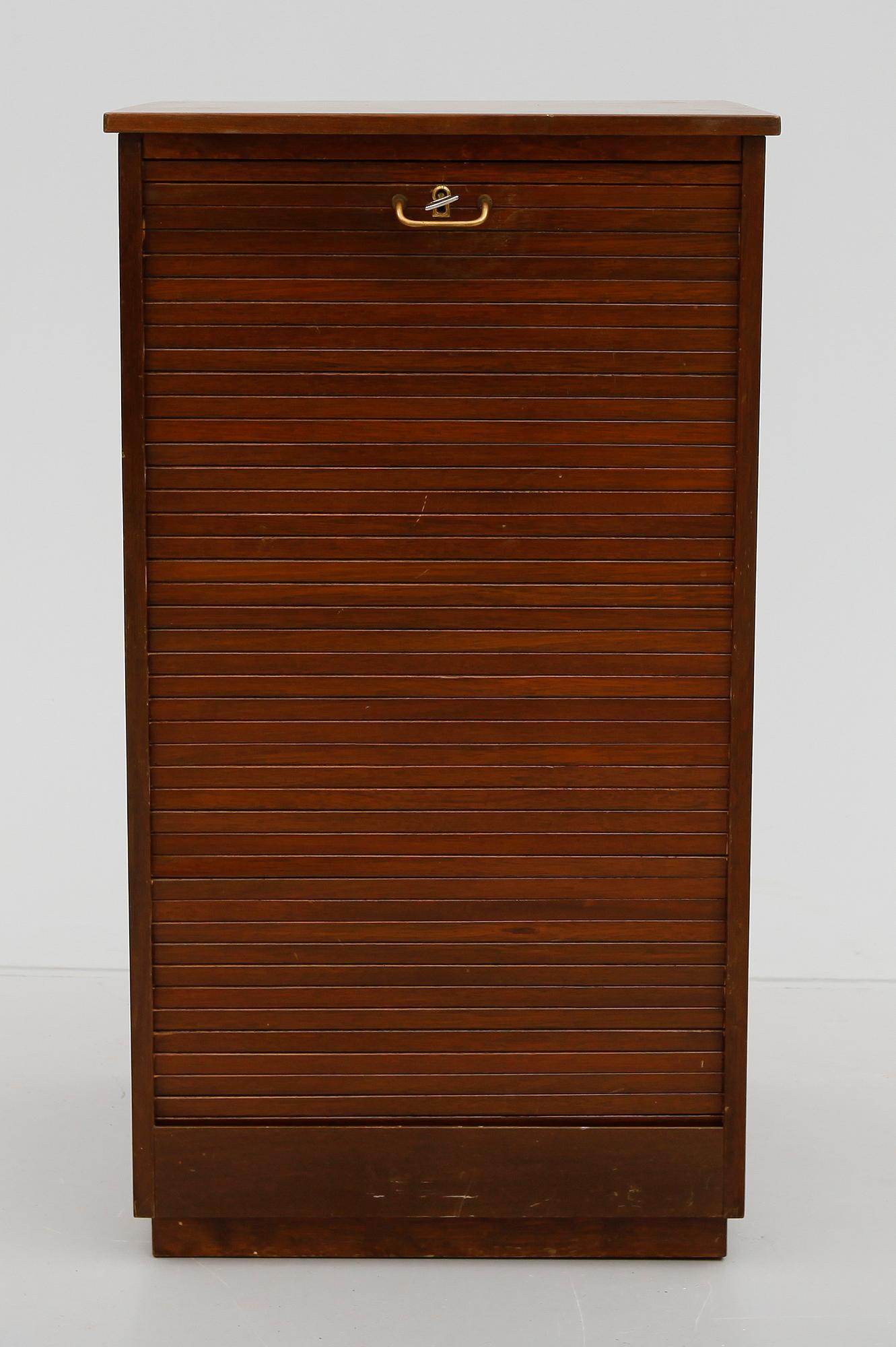 JALUSISKÅP, 1900-talets mitt.