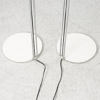 Per Sundstedt, golvlampor, ett par,  samt bordslampa, "Mars", Kosta Lampan, resp Ateljé Lyktan, sent 1900-tal.