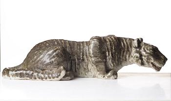 Michael Schilkin, a large stoneware sculpture of a hunting tiger, Arabia, Finland 1940's.