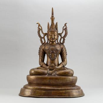Buddhaskulptur, gulmetall, troligtvis Nepal, 1900-tal.