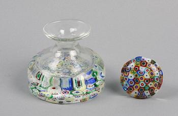 PARFYMFLASKA, glas, Italien, 1900-tal.