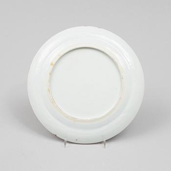 A set of three porcelain plates and a side plate, China, Canton, 19th century.