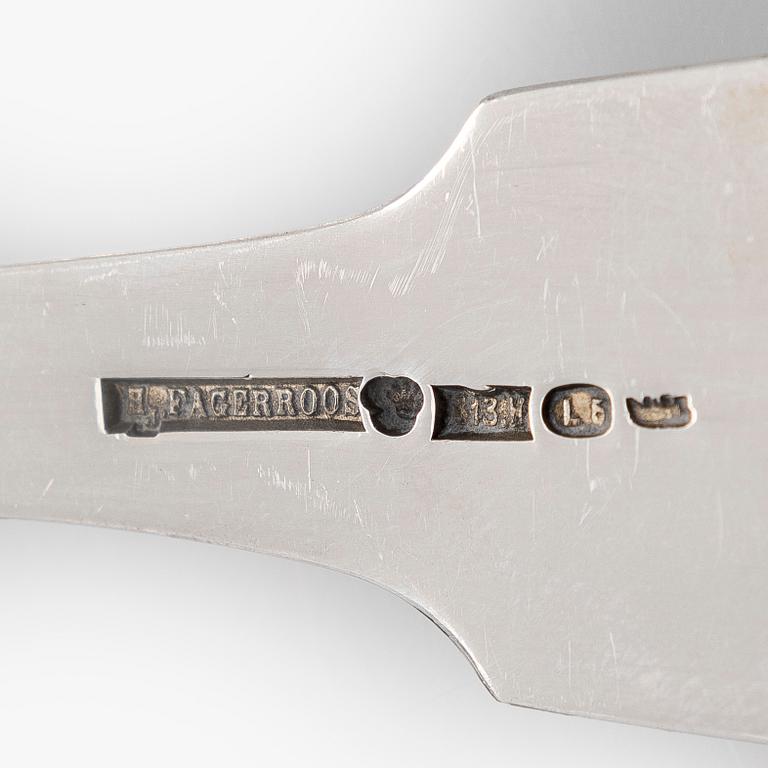 Six silver serving utensils, Finland 1916-1953.