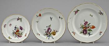 SERVISDELAR, 30 st, porslin, Meissen, 1900-tal.