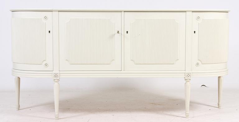 MATGRUPP, 8 delar, gustaviansk stil, 1900-tal.