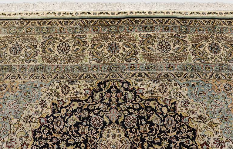 Rug, Oriental silk, 275 x 185 cm.