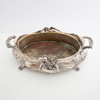 Jardinière Rococo style, first half of the 20th century, silver plate.