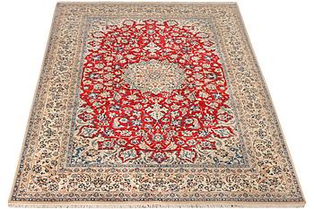 Matta, Nain, part silk, 9 laa, ca. 250 x 170 cm.