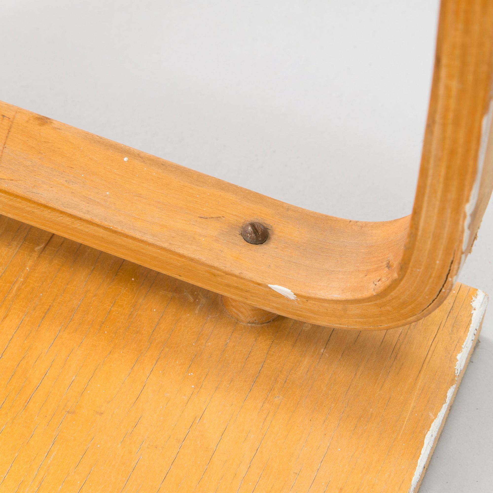 Alvar Aalto, vägghylla, modell 112 för O.Y. Huonekalu- ja Rakennustyötehdas A.B. 1930/1940-tal.
