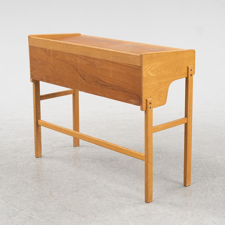 Toalettbord och spegel, 1960-tal.