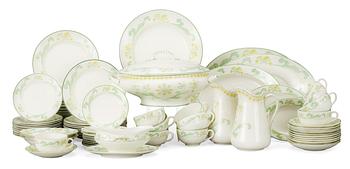 778. A Gunnar Wennerberg  89 pcs bone china dinner service, 'Gullviva', Gustafsberg 1905-20.