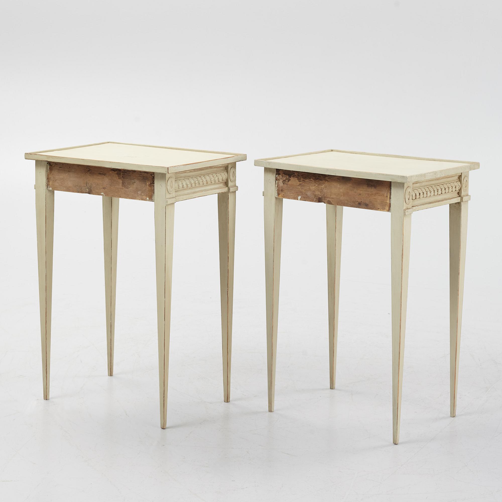 Sidobord, ett par, sengustaviansk stil, tidigt 1900-tal.