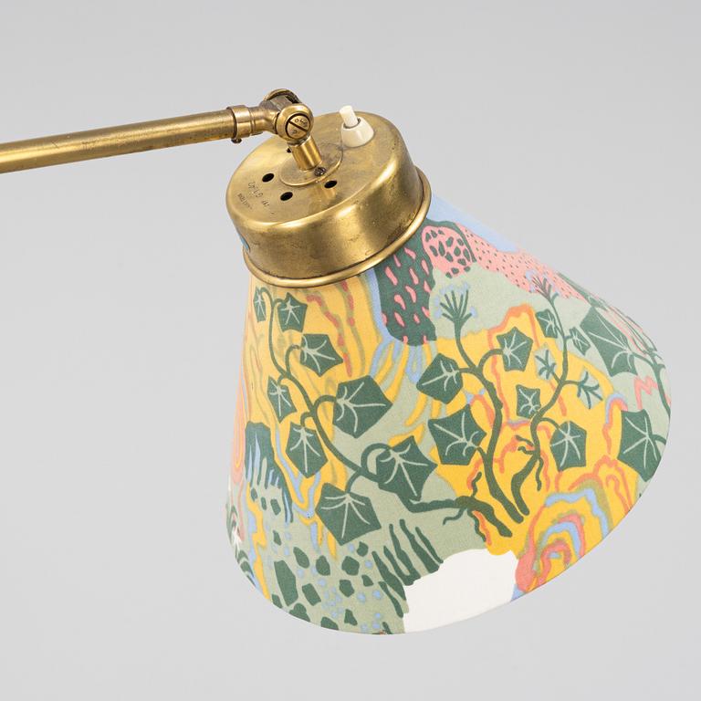 Josef Frank, golvlampa, modell 1842, Firma Svenskt Tenn.
