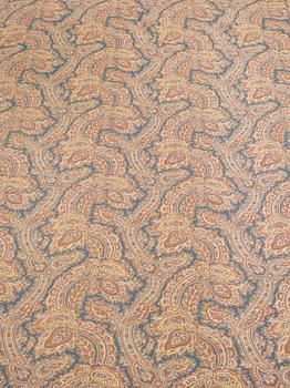 A BEDSPREAD, A BEDSKIRT AND CURTAINS 2 pcs. Probably Rubelli, second half of the 20th century.