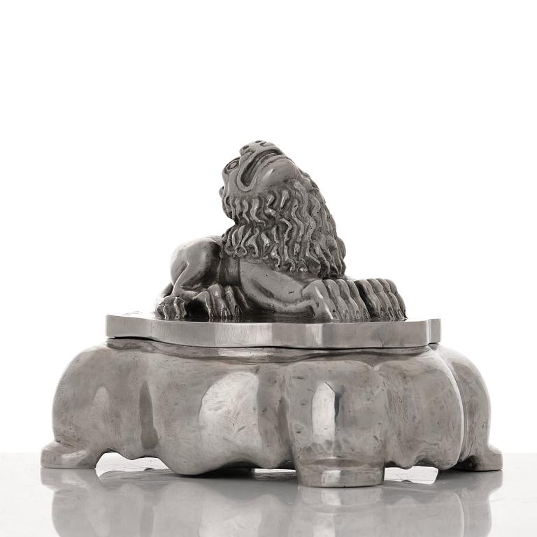Anna Petrus, a polished pewter inkstand, Herman Bergman, Stockholm 1932.