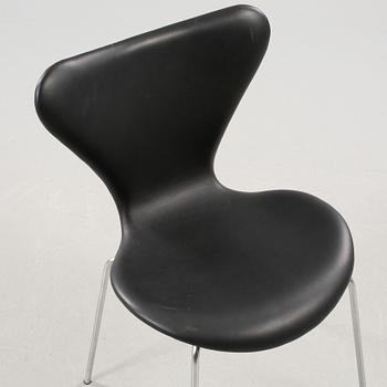 STOL, "Sjuan", Arne Jacobsen, Fritz Hansen, 1970.