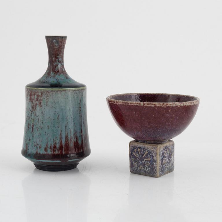 Sven Wejsfelt, a set of three stoneware bowls and a vase, Gustavsbergs studio.