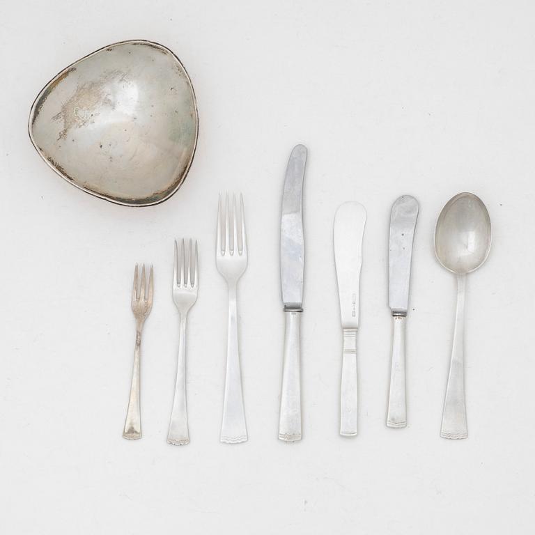 Besticksservis, silver, 40 delar, "Diana", CG Hallberg/GAB, 1900-talets mitt, samt en skål, silver, Carlson K & E, 1958.