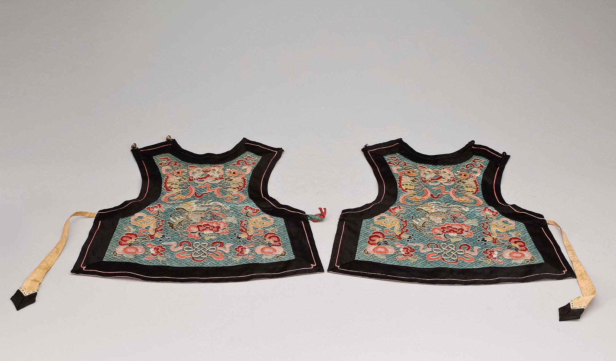 PARTI DRÄKTER, 4 delar, Kina, 1900-talets början.