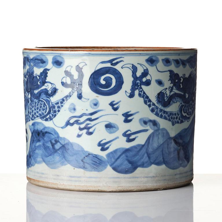 A blue and white incense burner, 17th century.