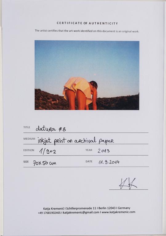 Katja Kremenic, fotografi, signerad på etikett och certifikat a tergo. Numrerad 1/9+2.