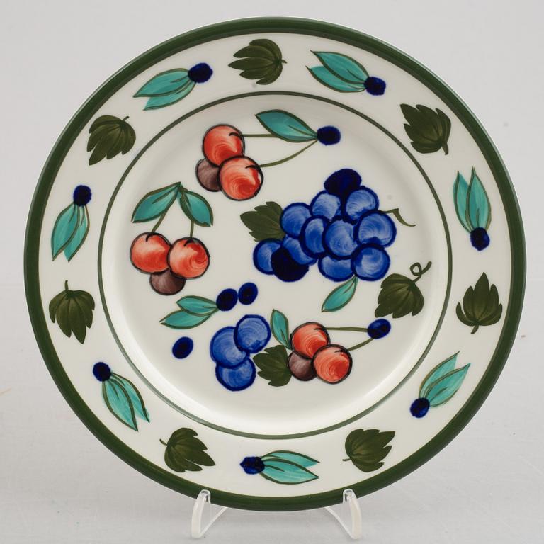 Dorrit von Fieandt & Ulla Procopé, a set of 37 'Palermo' service parts, Arabia, 1988 - 1994.
