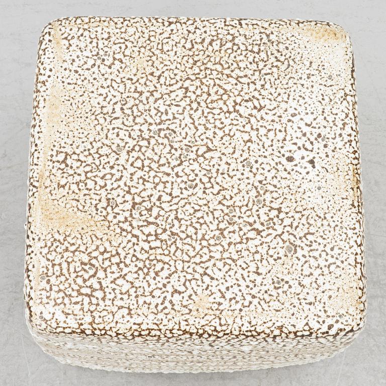 Trädgårdspall, keramik, möjligen Frankrike.