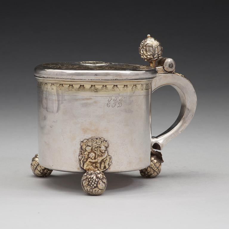 A Swedish 17th century parcel-gilt tankard, mark of Anders Andersson Amour, Stockholm (1684-1692) before 1689.