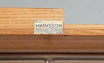 A Bruno Mathsson birch reading table by Karl Mathsson, Värnamo 1940's.
