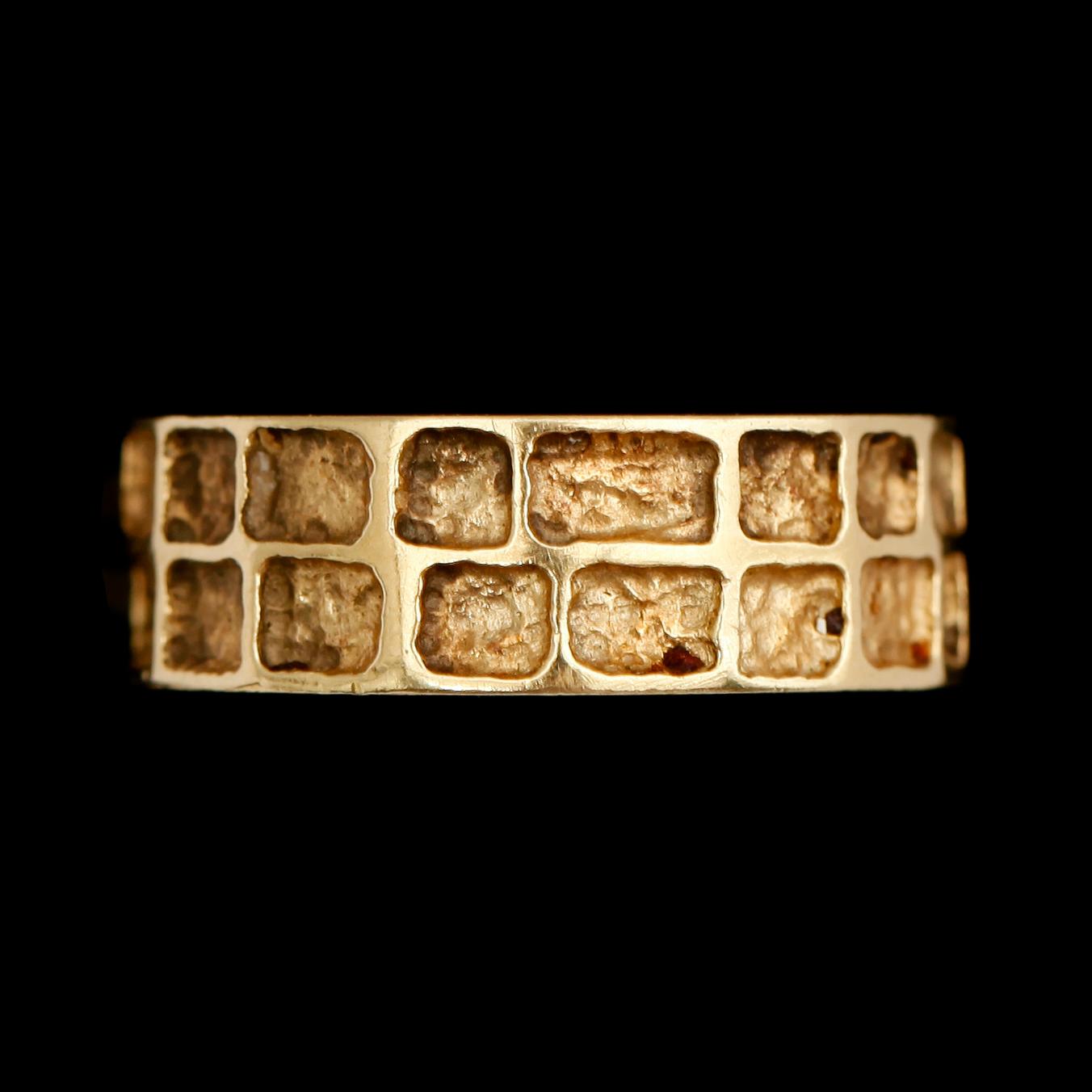 RINGAR, 2 st, 14 k och 18 k guld. Tot vikt ca 10 g.