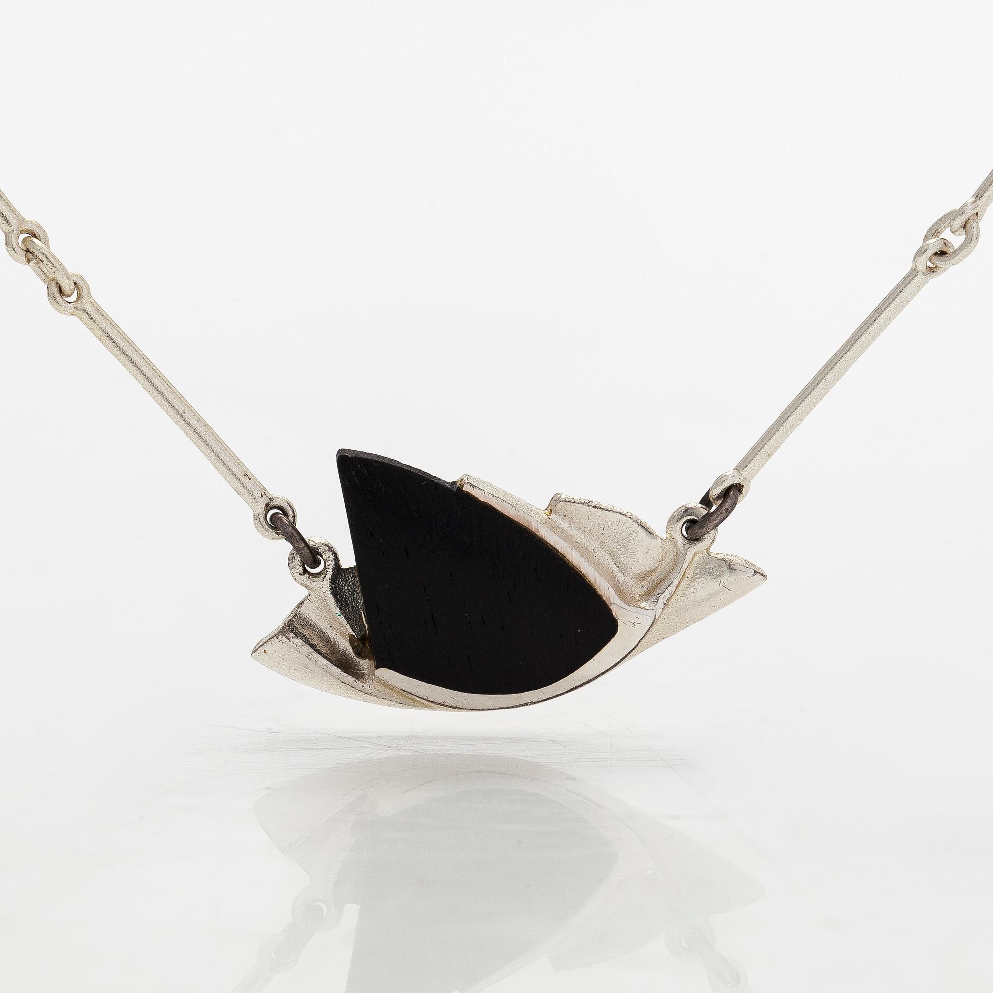 Zoltan Popovits, halsband, sterlingsilver och ebenholts, Lapponia 1987.