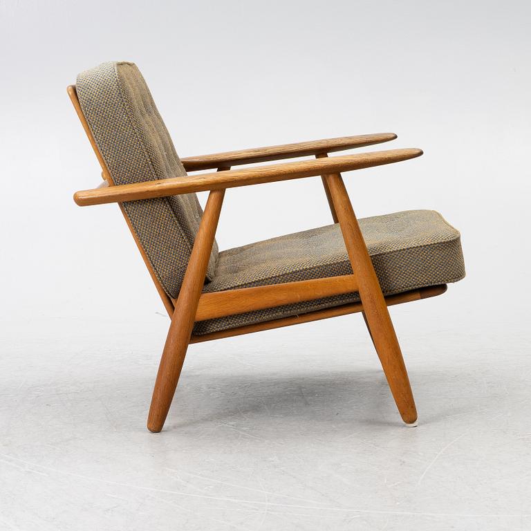 Hans J. Wegner, fåtölj, "GE 240" "Cigarren", Danmark, 1900-talets andra hälft.