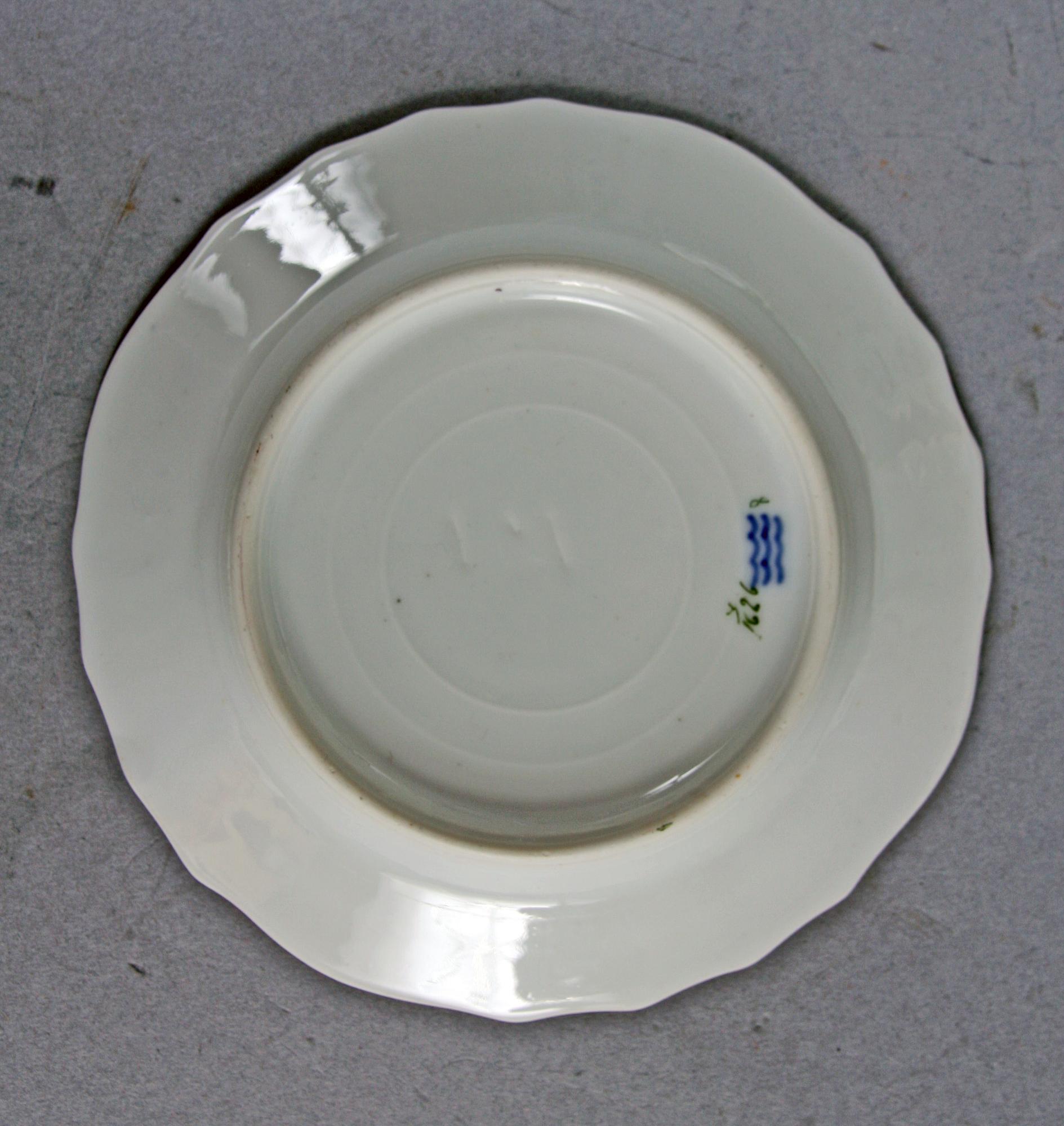 MATSERVIS, 68 delar, porslin, "Sachsisk blomst", Royal Copenhagen.