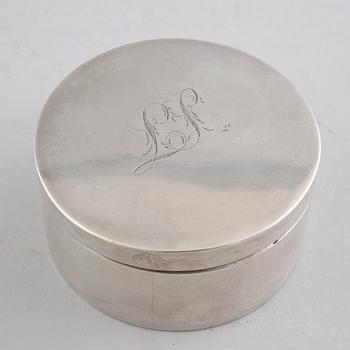 A silver box made by Johan Malmstedt in Gothenburg, 1809. Weight 145 gram.