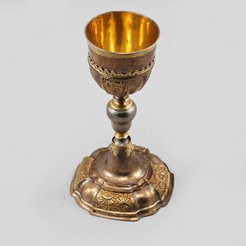 KALK, förgylld samt försilvrad metall, 1700-tal.