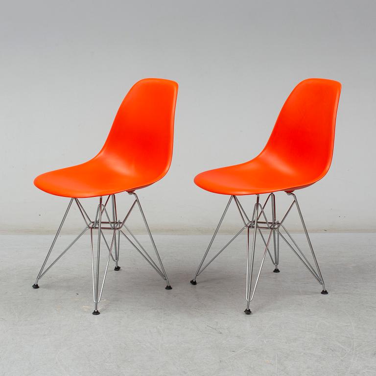 CHARLES & RAY EAMES, 8 'DSR' chairs, Vitra.