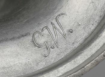 LJUSSTAKAR, ett par, tenn, Gustaf Fredric Wigholm, Eskilstuna, 1804-1849.