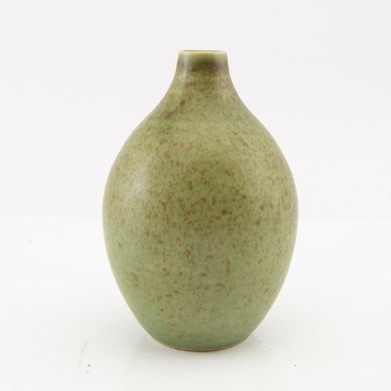 Erich & Ingrid Triller, vas Tobo stengods signerad.