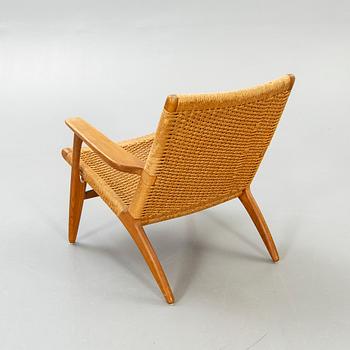 Hans J Wegner, armchair "CH-25", Carl Hansen & Søn, Denmark.