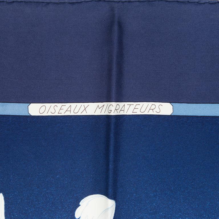 SCARF, Hermès, "Oiseaux Migrateurs", issued 1977.