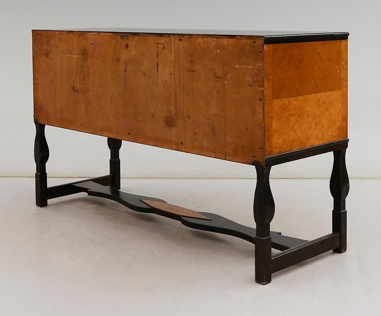 SIDEBOARD, Carl Malmsten, "Haga", Nordiska Kompaniet ca 1930.